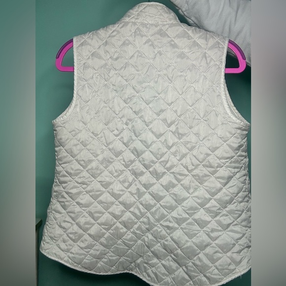 Vest - Picture 2 of 3